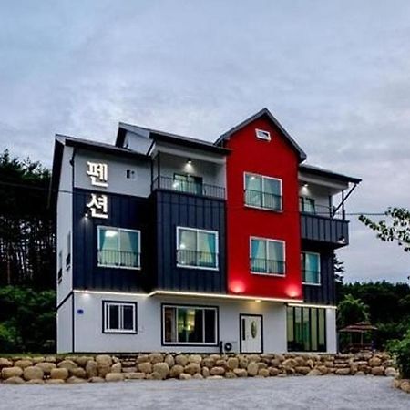 Gangneung Luluberry Pension Exterior foto