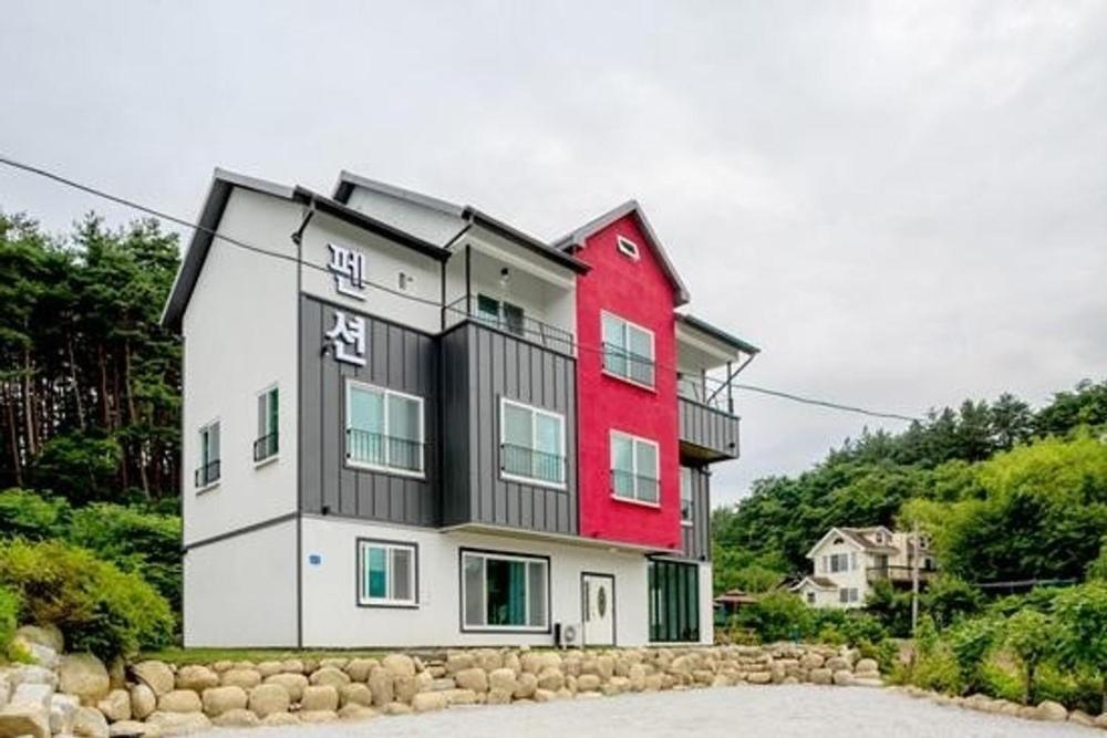 Gangneung Luluberry Pension Exterior foto